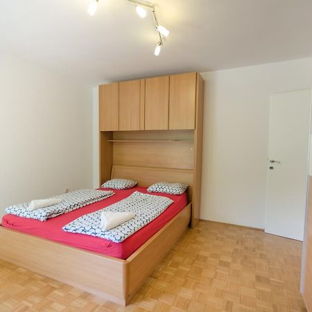 Apartment Near The Train Station Ljubljana Extérieur photo