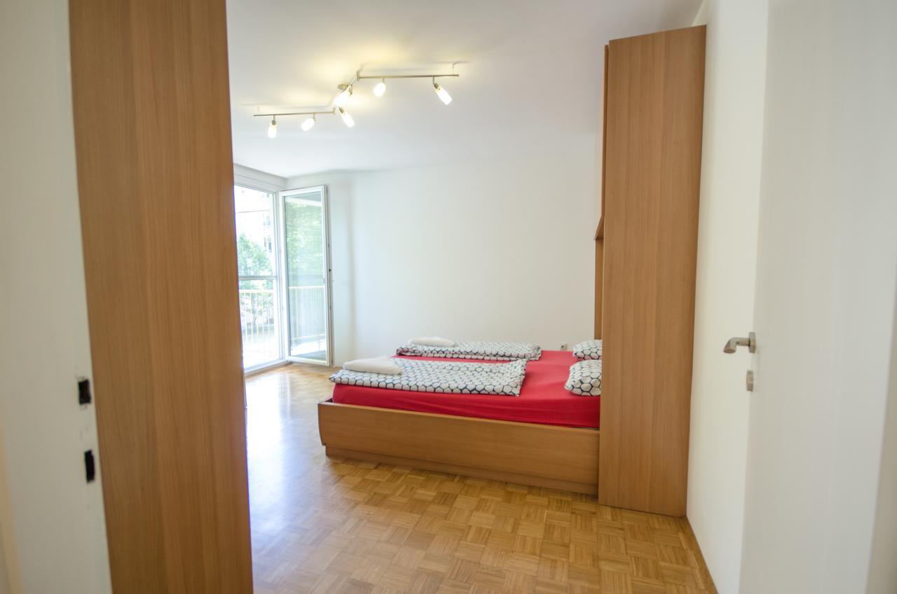 Apartment Near The Train Station Ljubljana Extérieur photo