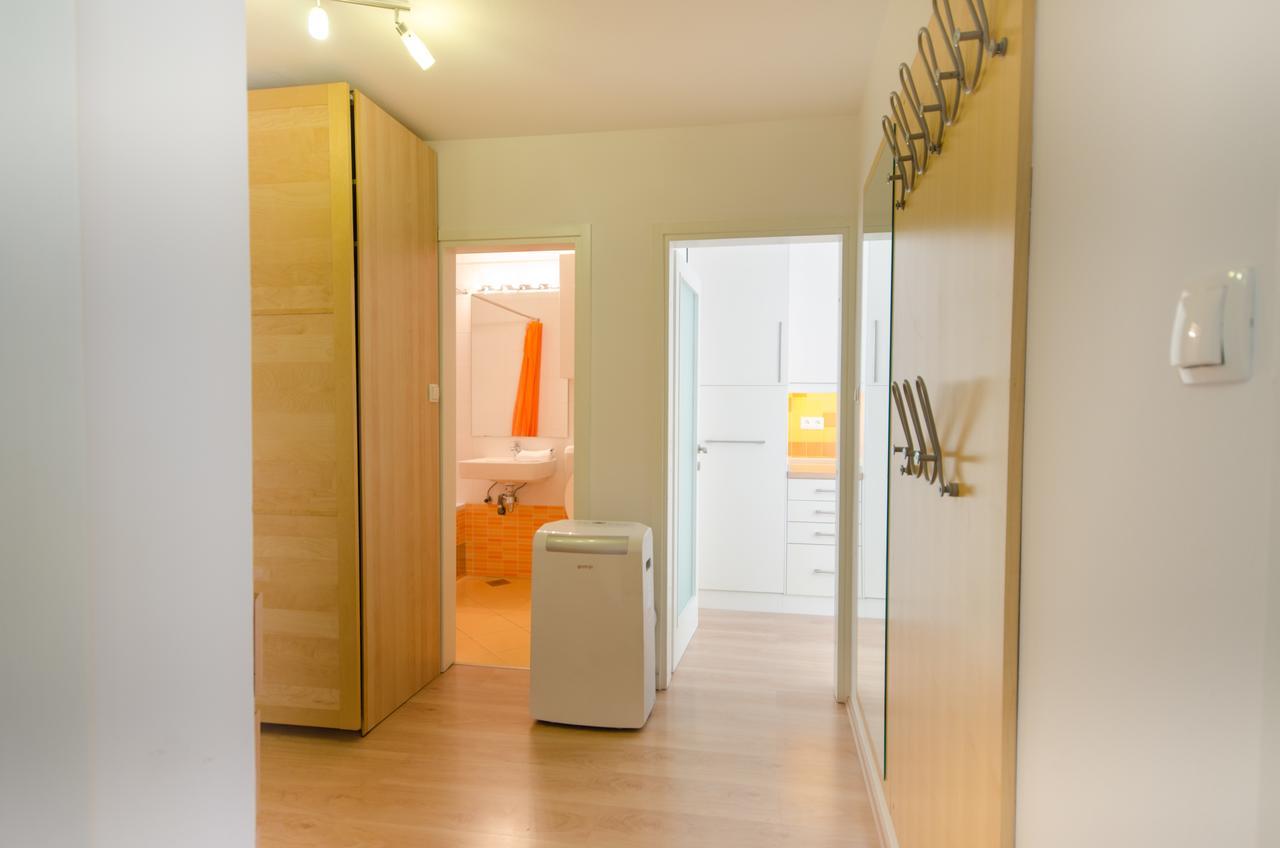 Apartment Near The Train Station Ljubljana Extérieur photo