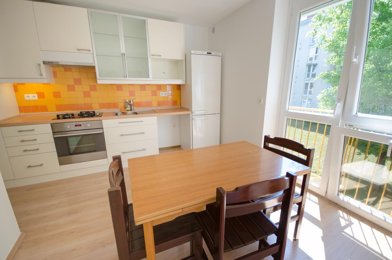 Apartment Near The Train Station Ljubljana Extérieur photo