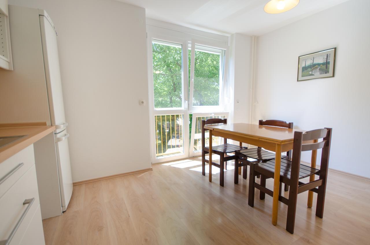 Apartment Near The Train Station Ljubljana Extérieur photo