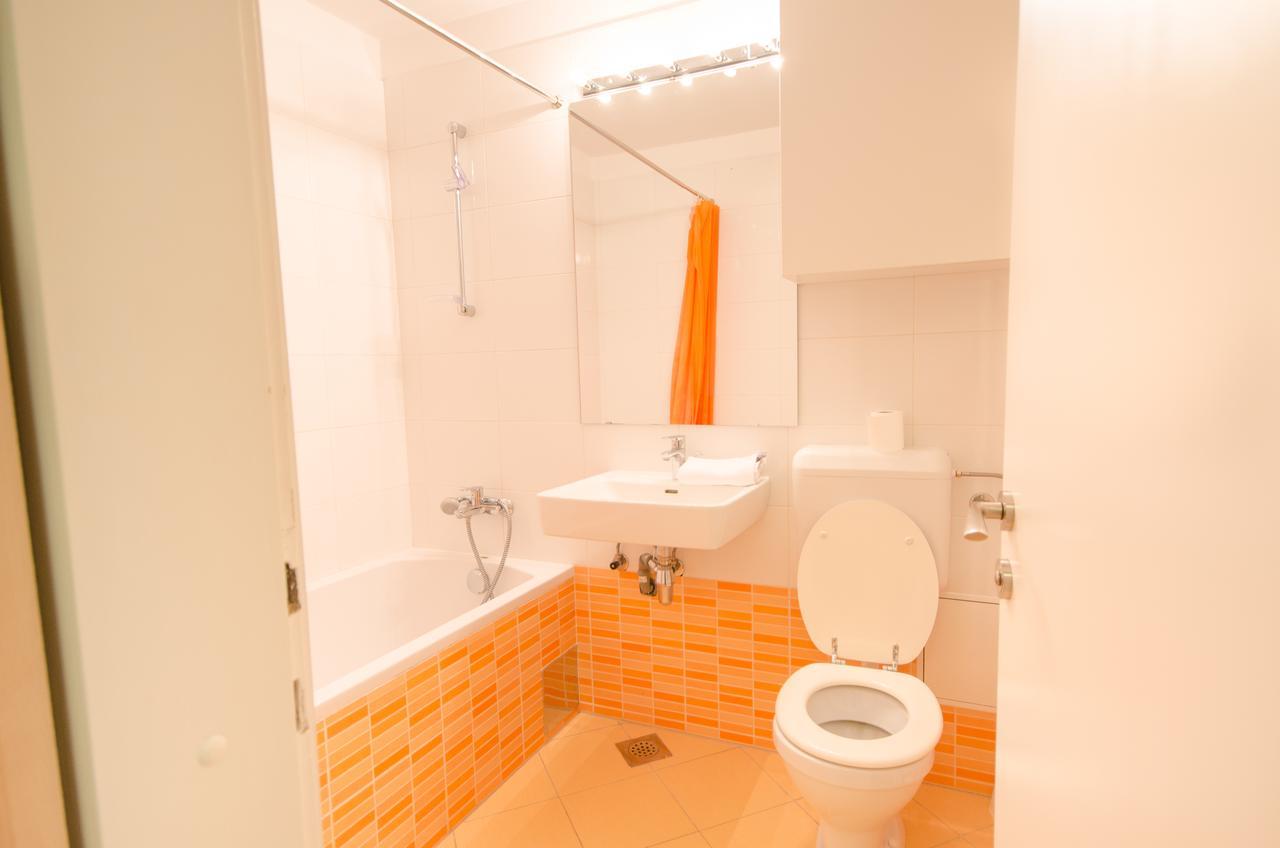 Apartment Near The Train Station Ljubljana Extérieur photo